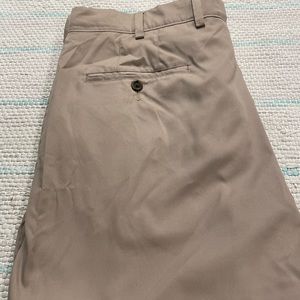 mens Johnston and Murphy XC4 dress khakis.size is 38X32